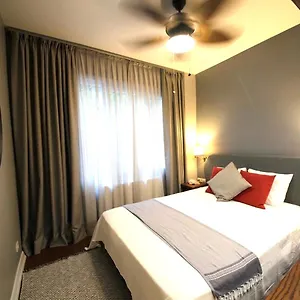 Superior Refurbished Flat In The Heart Of Апартаменты